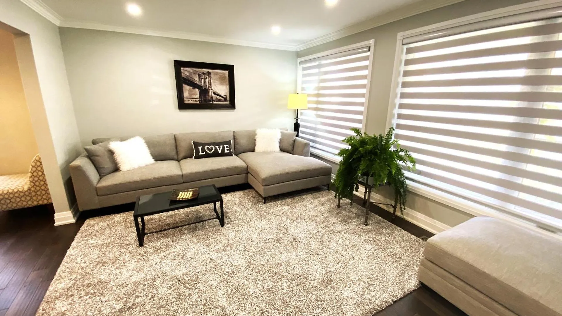 Iresidence In Toronto - Fantastic Vacation Home Canada